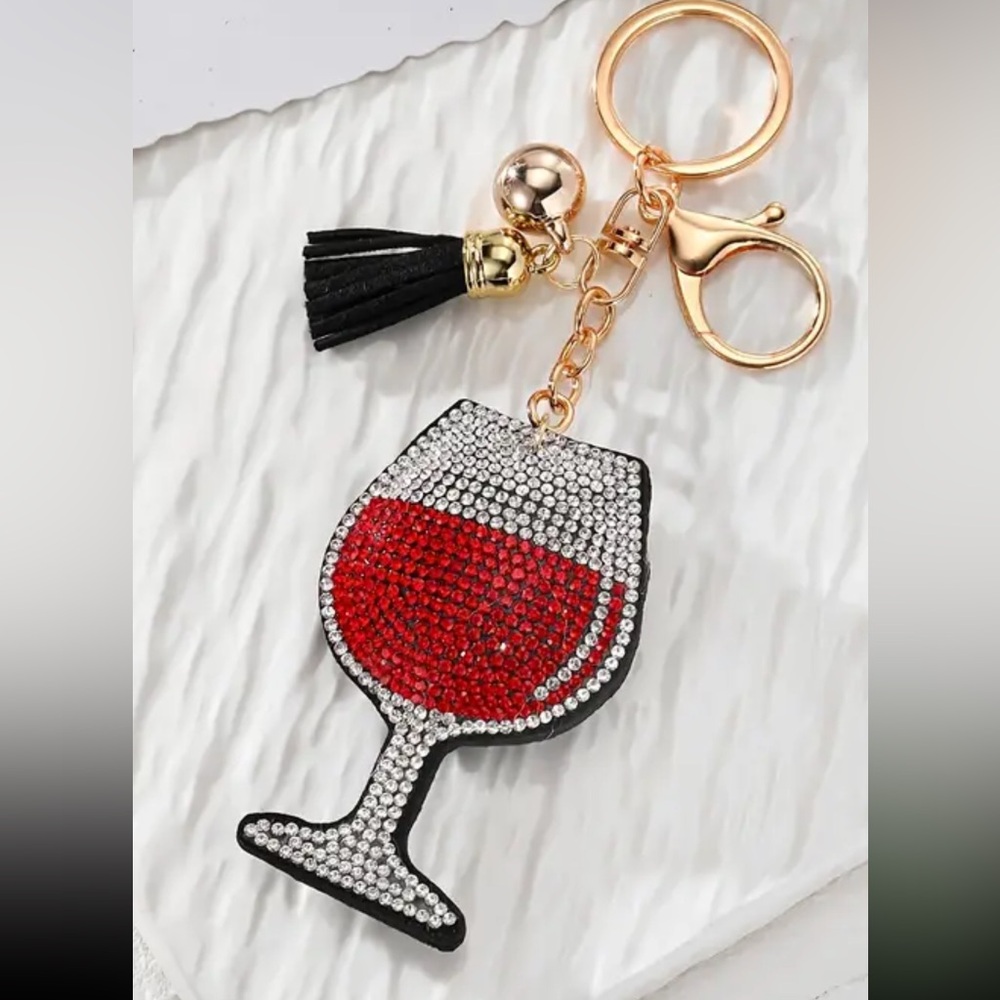 Elegant Red Wine Glass Keychain new